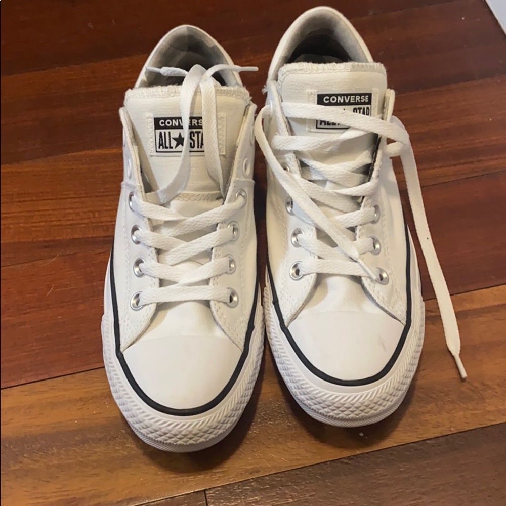 BRAND NEW white converse